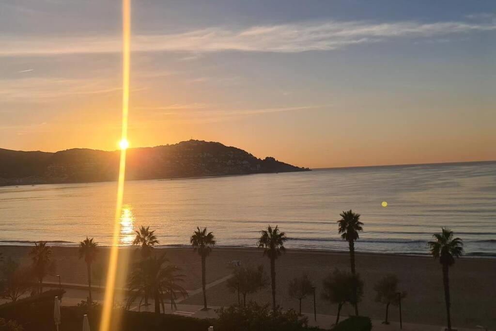 Sunsetmare Vacational Apartment Roses Exterior foto