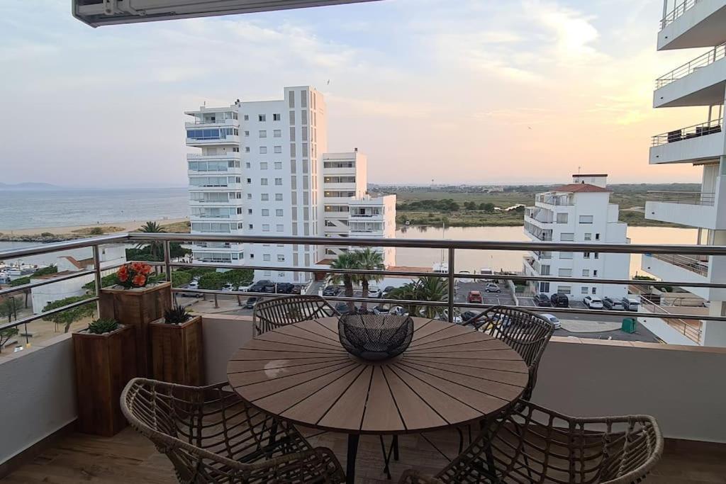 Sunsetmare Vacational Apartment Roses Exterior foto