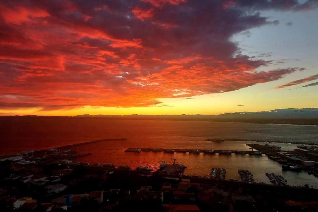Sunsetmare Vacational Apartment Roses Exterior foto