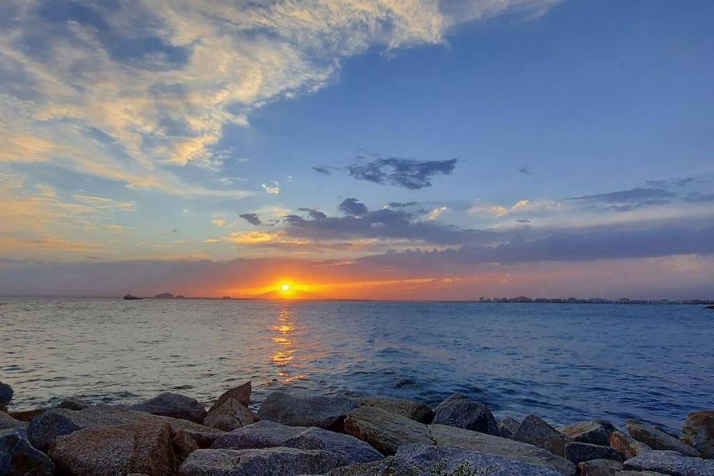 Sunsetmare Vacational Apartment Roses Exterior foto